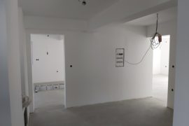 Izdelava Škatelj In Pleskarska Dela