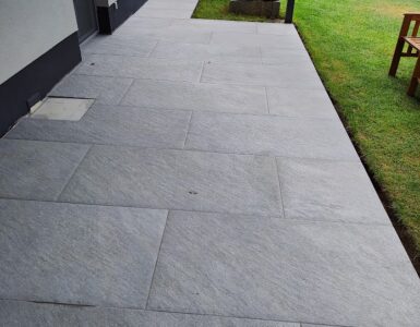 Polaganje Keramike Velikega Formata Terasa