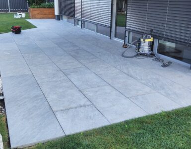 Polaganje Keramike Velikega Formata Terasa