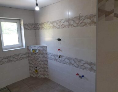 Polaganje Ploščic Kopalnica