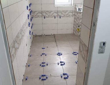 Polaganje Ploščic Kopalnica