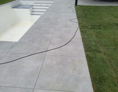 Polaganje Keramike 90x90x2cm Leplenje In Distančniki