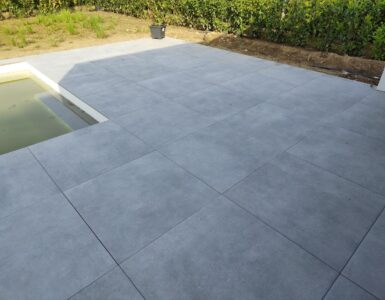 Polaganje Keramike 90x90x2cm Leplenje In Distančniki