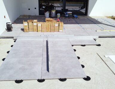 Polaganje Keramike 90x90x2cm Leplenje In Distančniki