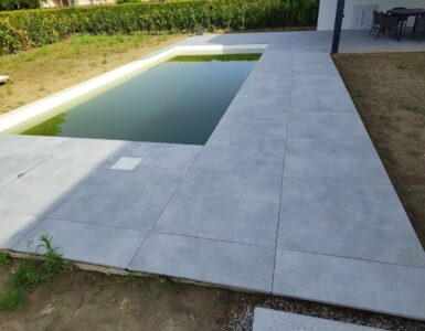 Polaganje Keramike 90x90x2cm Leplenje In Distančniki