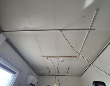 Spuščen Strop Z Pocinkano Podkonstrukcijo