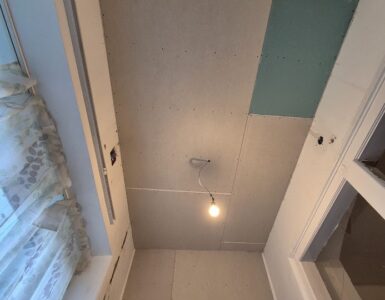 Spuščen Strop Z Pocinkano Podkonstrukcijo