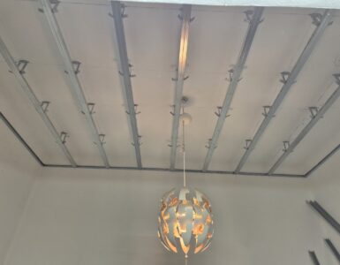 Spuščen Strop Z Pocinkano Podkonstrukcijo