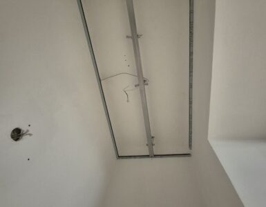 Spuščen Strop Z Pocinkano Podkonstrukcijo